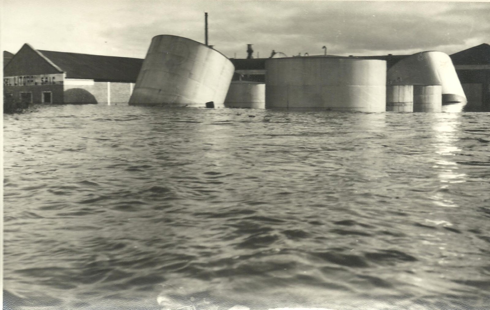 Tanques aceitera 1941