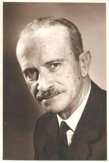El Dr. Marcó, médico de niños de C. del Uruguay