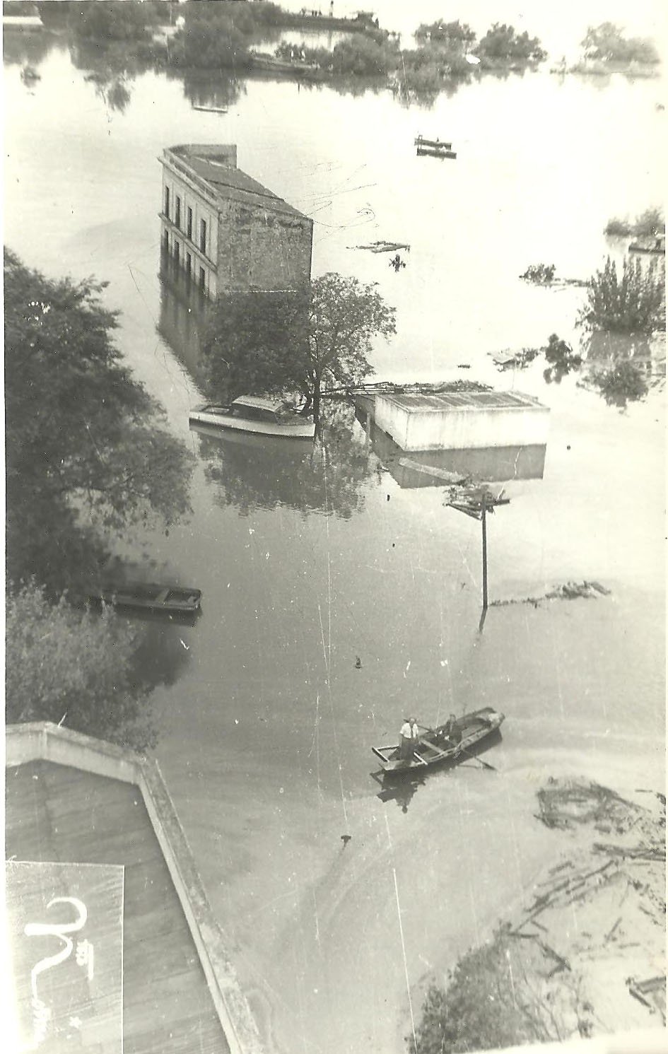 hotel inmigrantes desde UTN 16-4-59
